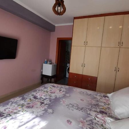 Ioannis - Room With Balcony Near Limnopula Gavrolimni ภายนอก รูปภาพ