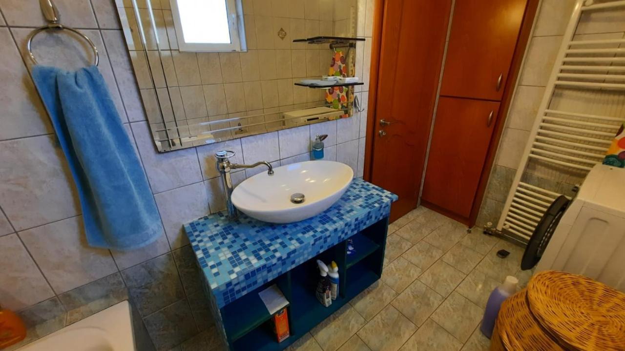 Ioannis - Room With Balcony Near Limnopula Gavrolimni ภายนอก รูปภาพ