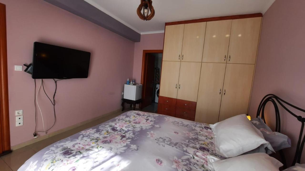 Ioannis - Room With Balcony Near Limnopula Gavrolimni ภายนอก รูปภาพ