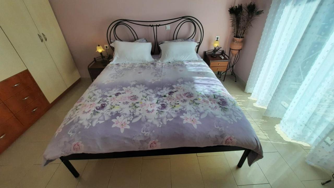 Ioannis - Room With Balcony Near Limnopula Gavrolimni ภายนอก รูปภาพ